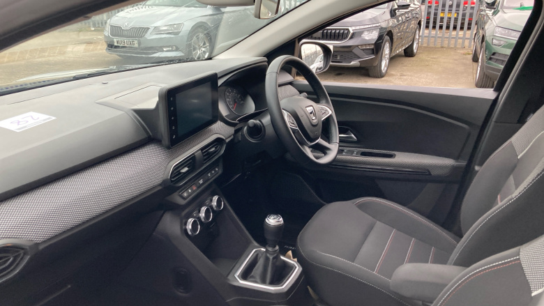 Dacia Jogger 1.0 TCe Extreme SE 5dr Petrol Estate